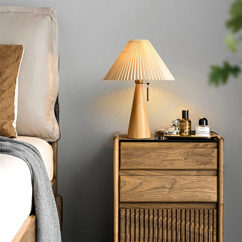 Vaxreen Retro Pleated Wood Table Lamp for Home Lighting with E27 Socket